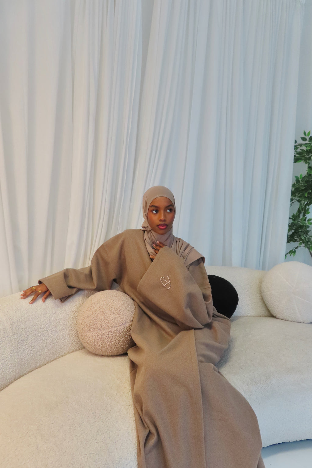 Oatmeal Open Abaya