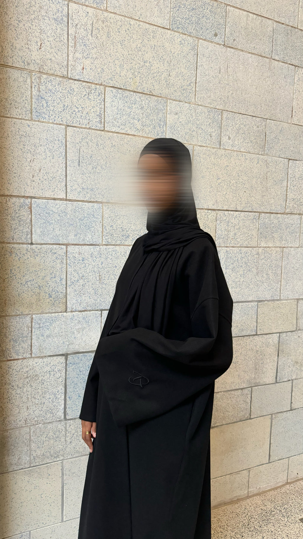 Noire Open Abaya