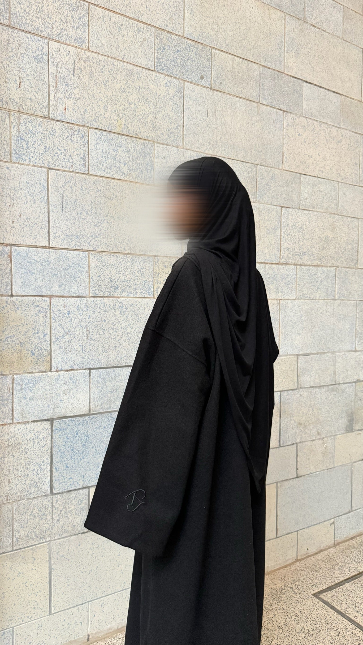 Noire Open Abaya
